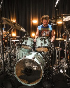 Ashton Irwin Instagram - New 5SOS gigs on the horizon. Can’t wait to see you