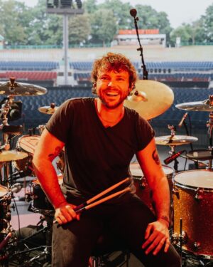 Ashton Irwin Instagram - Awesome news, I’m up for @drumeoofficial “best pop drummer” this year! (Although I do be rockin) And it’s a voters poll so you can click on the link in my story to vote for me if you have a moment. The other thing to mention is, by no means is there a “best” in music, and there are so many exceptional & admirable drummers out in the world today. I’m grateful for this community of people, and for you! 🍻 ❤️