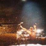 Ashton Irwin Instagram - What I’ve learnt. Literally, never give up. Thank you to all the fans of @5sos for an experience like no other ❤️ @ryanfleming The 02 arena, London