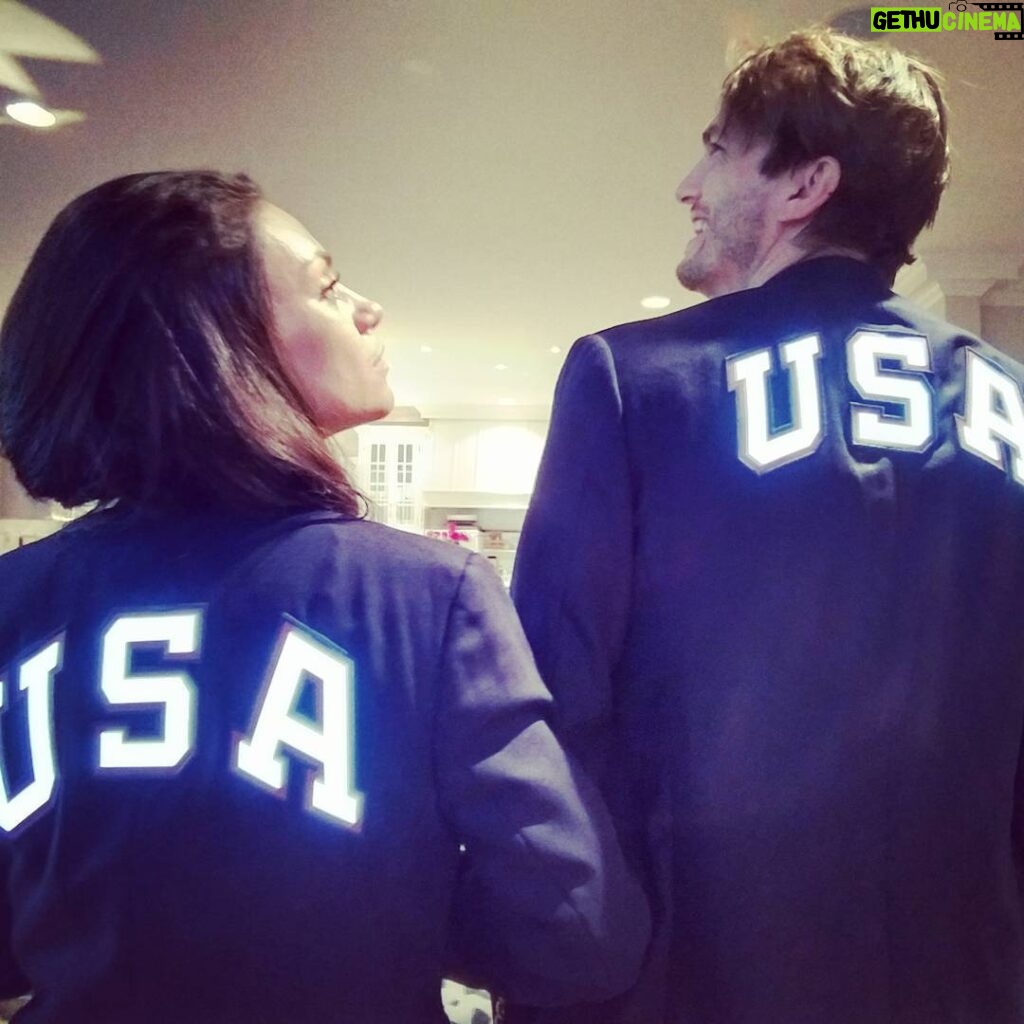 Ashton Kutcher Instagram - Arm chair Olympians. Go team USA!!! We got your back! Ty for the blazers @ralphlauren #liketolight