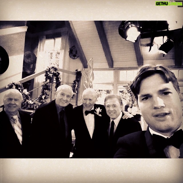 Ashton Kutcher Instagram - Working with #Legends on 2.5men. Garry Marshall, Tim Conway, Carl Reiner, Steve Lawrence #humbled #superselfie