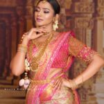 Ashvini Instagram – She shines brighter than any diamond, Look Created In Our Ongoing Pro Batch 🔥❤️

Join Our Upcoming Batch To Learn These Skills 

6️⃣3️⃣6️⃣2️⃣1️⃣9️⃣3️⃣7️⃣0️⃣2️⃣

Mentor @glamupbyanvita 
Hairdo @hairartistry_by_gagana 
Inframe @thisis_ashvini 
Photography @arunkummar_portraits 
Outfit @classy_renthouse 
Jewellery @rentaljwelleryinbanglore 

#makeupartist #makeupeducation #makeupeducator #makeuptutorial #makeupdemo #makeuptutorial #instagood #insta #ᴠɪʀᴀʟᴘᴏsᴛs Rajajinagar