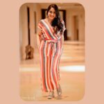 Aswathi Menon Instagram - "Be kind to yourself and then let your kindness fill the world" Photography @los_wanderlust @story_boat_media @portraits.by.makeover Styled by @dinstyling Mua @makeup_and_hair_by_samson_lei #promotionwork #lifeofanartist #aswathimenon