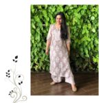Aswathi Menon Instagram - I love this green backdrop @grandhyattkochi for me it surely evokes a sense of relief, nature always makes me think of growth, renewal and life. Comfortable in a simple yet stylish @sscuratedstudio beautiful beige muslin kurti from the Wabi Sabi collection. . . Pic @dinstyling Joothi @sntialsbyamritha . . #sscuratedstudio #available #now #wabisabi #collection #beige #muslin #kurti #plazo #stylish #simple #everyday #wear #fashionstyle #instafashion #lovegreen #lovenature #lifeofanartist #aswathimenon