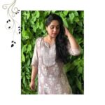 Aswathi Menon Instagram - A Feeling of abundance, refreshed and in peace. Comfortable in a simple yet stylish @sscuratedstudio beautiful beige muslin kurti from the Wabi Sabi collection. . . Pic @dinstyling #sscuratedstudio #available #now #wabisabi #collection #beige #muslin #kurti #plazo #stylish #simple #everyday #wear #fashionstyle #instafashion #lovegreen #lovenature #lifeofanartist #aswathimenon