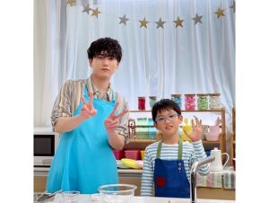 Atomu Mizuishi Instagram - 「こども応援サプリ 成長戦隊ノビルンジャー」
⁡
プロモーション映像にて、カルシウム役をさせていただきます！
⁡
ラクトフェリン役には、小宮璃央くん、
ビタミンB群役には綱啓永くん。
⁡
えっ、この3人、見たことがある？
敵から世界を守っていた、、？？
⁡
、、僕らはノビルンジャー！
成長に欠かせない栄養素を補うため、みんなを支えているのさ！！
⁡
こどもはもちろん、大人にも。
美味しいサプリメント食品です⤴️
⁡
皆んなで楽しく撮影しております！
お楽しみに！！
⁡
https://m.youtube.com/watch?v=yGJ8y7Kvs9M
⁡
⁡
#成長戦隊ノビルンジャー
#ノビルンジャー