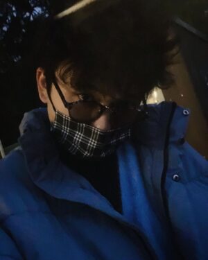 Atomu Mizuishi Instagram - やはり昔から青は好き

一月はハード！有難いね
今年も宜しくお願い致します。