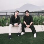 Atta Halilintar Instagram - Rumah barunya bro kitee! siapa nih ibu rumahnya??? New grebek rumah besok!