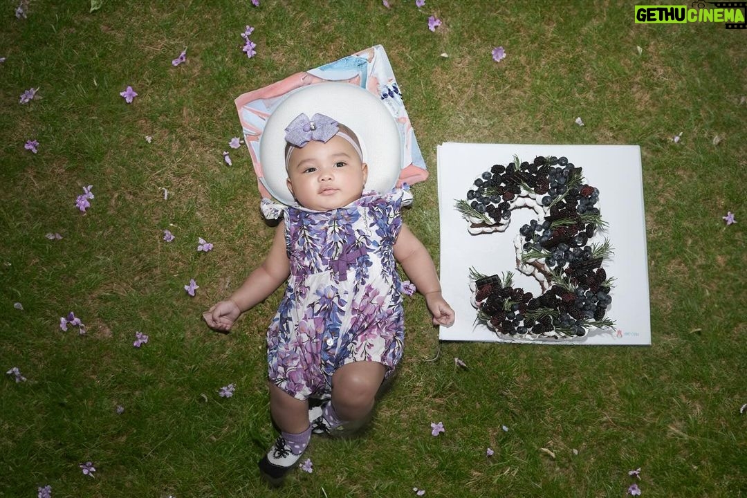 Atta Halilintar Instagram - hari ini aku 3 bulan 🤍 makasi yang udah sayang aama aku
