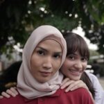 Aulia Sarah Instagram – happy birthday to my twin soul 💛
you’re a beautiful soul & have positively impacted thousands, keep on shining. may happiness bloom in your heart all years long 🪄✨
i love you @auroraribero, xx