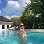 Aulia Sarah Instagram – current talent level 🏊🏼‍♀️: 1/10 🤡🏐