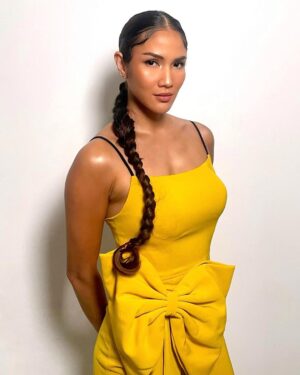 Aulia Sarah Instagram - yellow… 💫