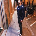 AuronPlay Instagram - paseando por una calle la cual he pagado con mis impuestos ahora es mía Barcelona, Spain