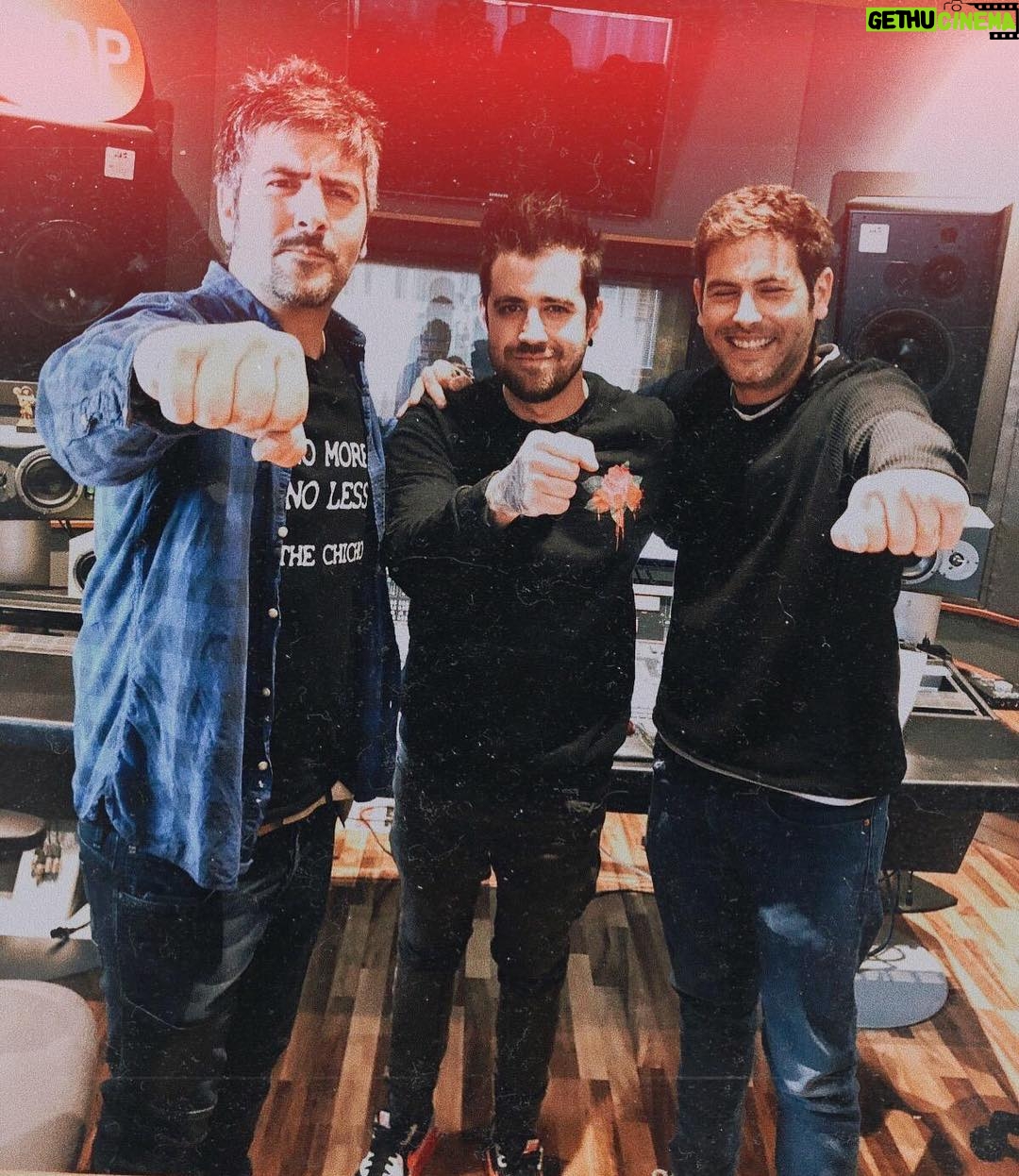 AuronPlay Instagram - Estopa 🙌 He grabado una cosita con ellos que en un tiempo podréis ver.