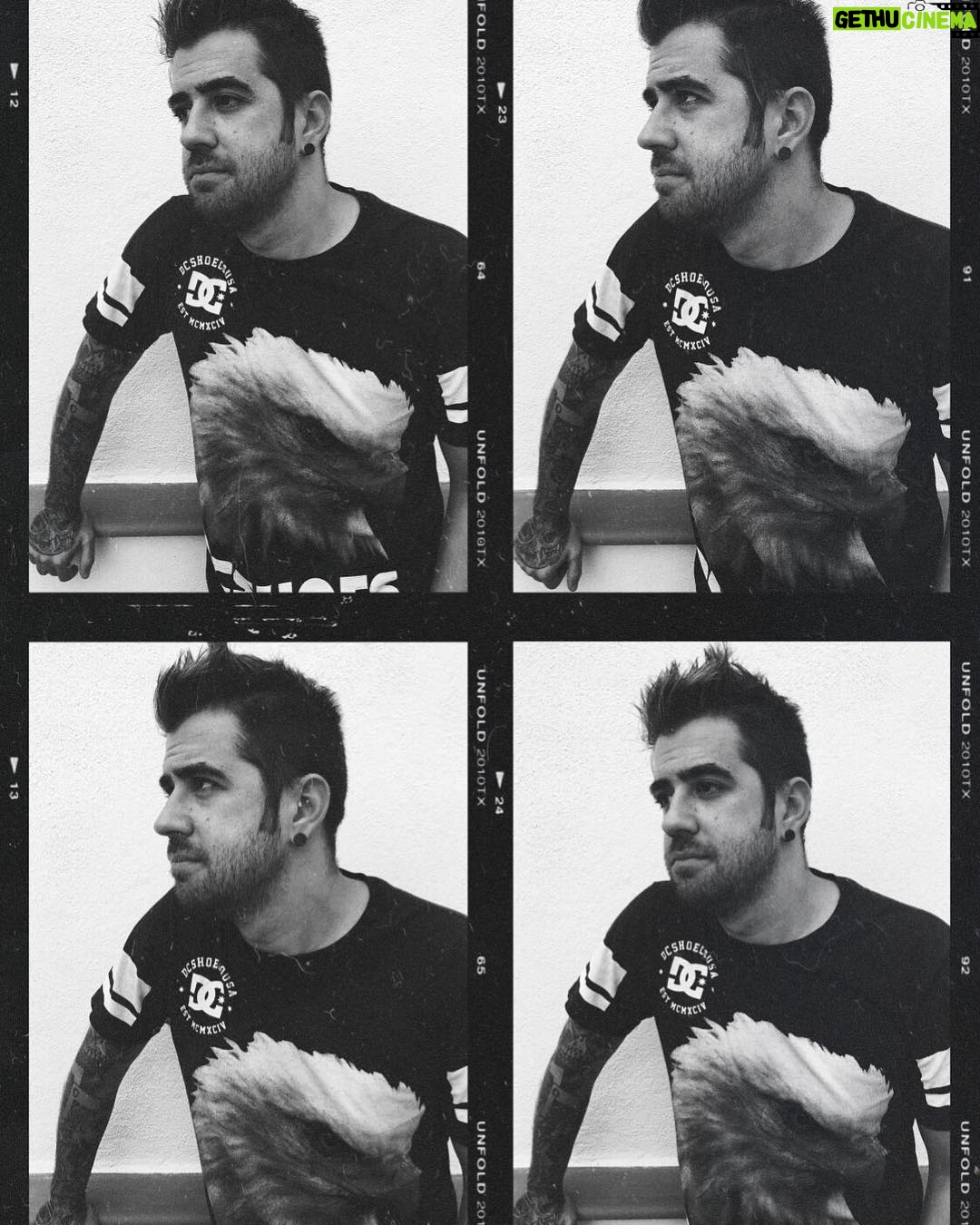 AuronPlay Instagram - he subido nuevo vídeo amigos 📸 @_bjean_