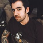 AuronPlay Instagram - tranquilo, relajado, sosegado, calmado, laxo, quieto, sereno, apacible, entero, distendido, reposado, calmoso, cachazudo, despreocupado, desmadejado, cuidoso, indiferente, altruista, pasivo, disciplinoso, ordenado, pacifico, discreto, congregado, meditante