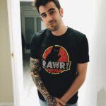 AuronPlay Instagram - RAWR!