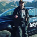 AuronPlay Instagram - 😎 Mis amigos de LetyShops sortean un Tesla Model 3 valorado en más de 50000€ entre sus usuarios de España, México, Colombia, Perú, Chile y Argentina. ⠀ ✍️ ¿Qué tienes que hacer para participar? ⠀ 1️⃣ Regístrate en LetyShops (link en el perfil de @letyshops.es). ⠀ 2️⃣ Sigue a @letyshops.es y escribe tu usuario de insta en la página del sorteo. ⠀ 3️⃣ Haz compras por un valor acumulativo de 20€ / 25 USD / 500 MXN. Si tus compras no llegan a ese importe, no te preocupes. En LetyShops acumularán el importe de vuestras compras y cada vez que lleguéis al mínimo, os darán una participación automáticamente. ⠀ ☘️ Mucha suerte, amigos! *Bases legales en la web de Letyshops #publi