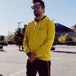 AuronPlay Instagram - Aquí estoy esperando a que Messi chute una falta con mis gafas @wildgosun de puta madre que no me queman la cornea. Este Black Friday WildGo ha lanzado una oferta más interesante que Frozen 2 y es que puedes llevarte de 2 gafas por 39€. Descubre todas las ofertas en su web o en ópticas MultiOpticas. #soywip