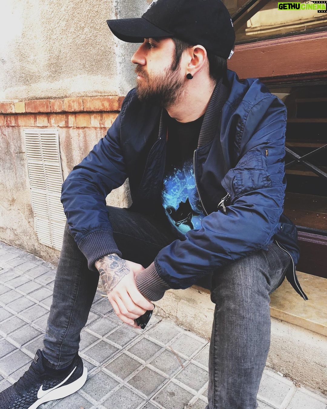 AuronPlay Instagram - instagram va a quitar los likes ojalá hiciera lo mismo con la cara pepino esa que me llevas jaja saludos amigos