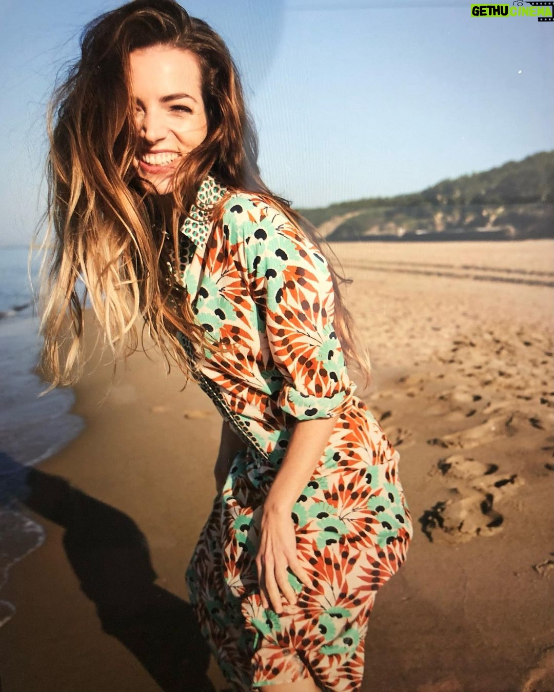 Aurora Ruffino Instagram - Memo.. ♥️ ph: @carlomiarifulcis #monday #love #italy #memo #smile