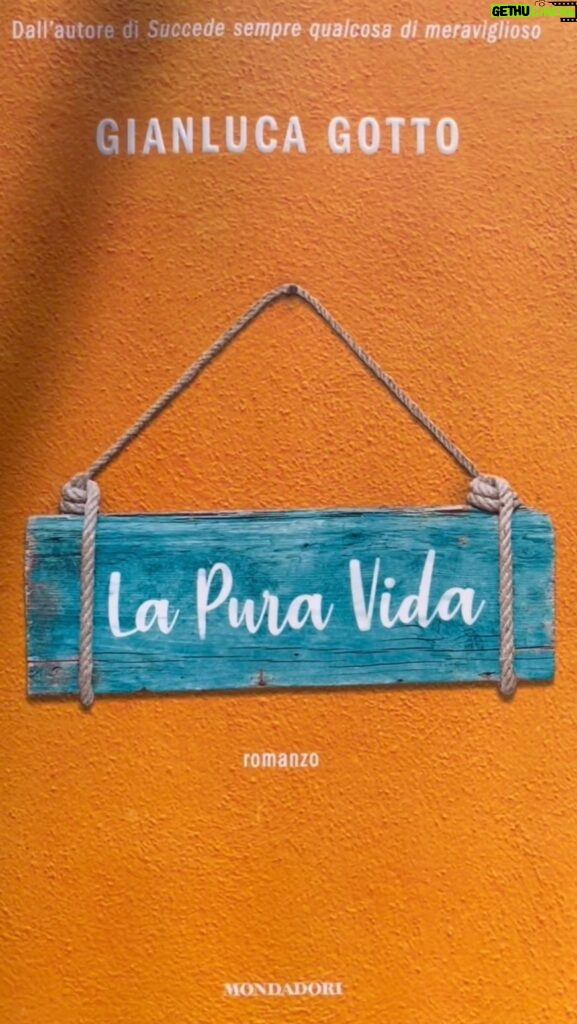 Aurora Ruffino Instagram - “La Pura Vida” di @gianluca.gotto 💛 @librimondadori #love #books #italy