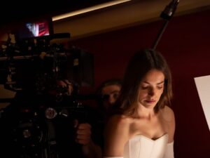 Aurora Ruffino Instagram - Qualche scatto dal set della mini serie “Red Rail” prodotta da @campari.it e realizzata in collaborazione con il @csc_scuolanazionaledicinema  Il primo episodio si può trovare cliccando il link in bio sul profilo di Campari! 

Regia: @il____marino 
Con: @giacomogiorgioreal @davidelenoci @claudiadonin @adrianomoretti99 @claratramontano_ ♥️