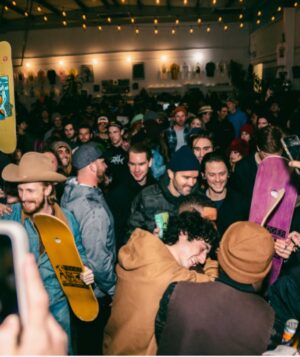 Austin Amelio Instagram - What a night. Holy shit. Love you all!🍻
@rogerskateco @nocomplyatx 
Video part online soon.