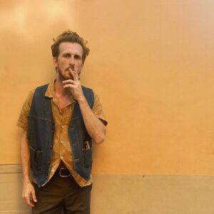Austin Amelio Instagram - Don’t rent an electric car in a foreign country. Gas is king. Photo by my darlin’ 😘