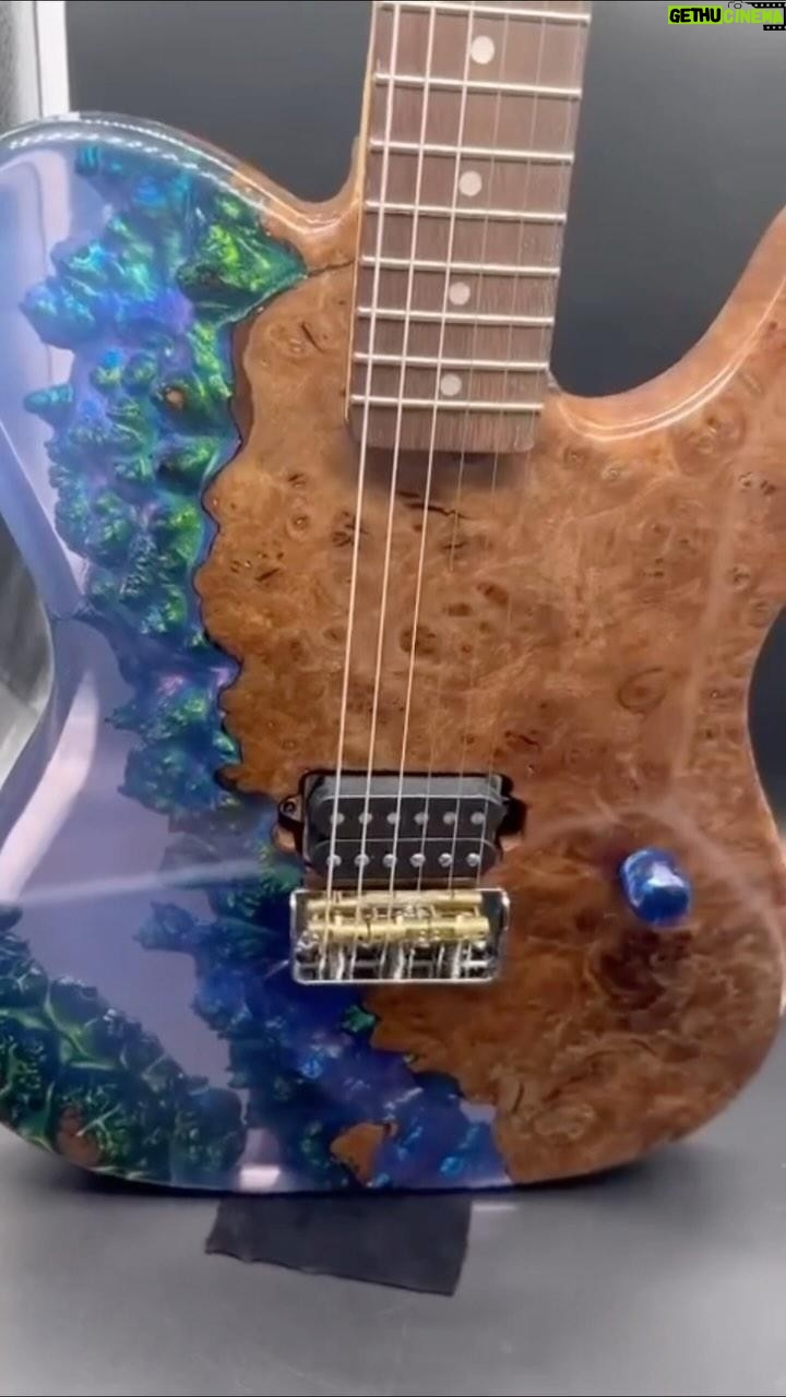 Austin Mahone Instagram - I canโt wait for this beauty to arrive! ๐ Shoutout to @derry_woodworking for the custom work on this Telecaster Deluxe ๐ธ๐ฅ #guitar #electricguitar #newmusic #shredding