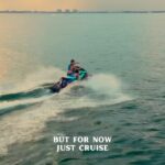 Austin Mahone Instagram - It’s the last day of summer! Go out with a bang by listening to my song “Cruise” 😎💥 #newmusic #summer #cruise #miami #jetskilife