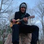 Austin Mahone Instagram – Where my @tobykeith fans at? 🤠 Drop what other songs you want me to cover in the comments! 🤘🏼 #foryou #countrymusic #90scountry #cover #throwback #acoustic #vocals