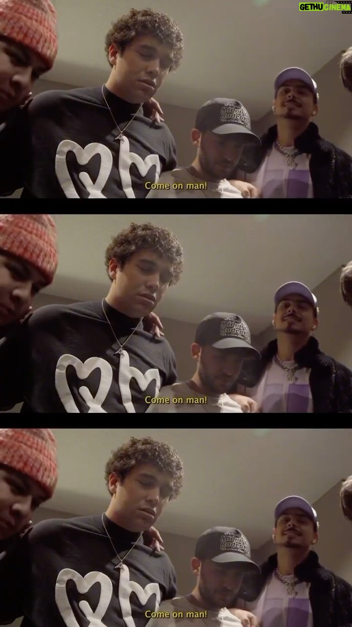 Austin Mahone Instagram - There’s nothing like this moment with my boys before we go on stage ❤️ #bts #behindthescenes #vlog #live #ontour #blessed #prayer #japan #tokyo
