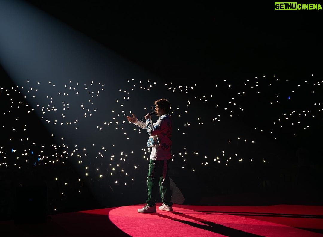 Austin Mahone Instagram - Still on a high from our shows in Japan! 🔥 Where should we play next? 👀