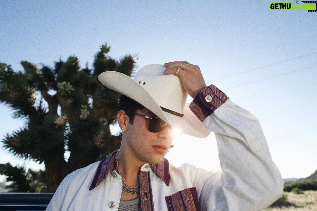 Austin Mahone Instagram - Riding on a renegade dream, I'm a concrete cowboy 🌾