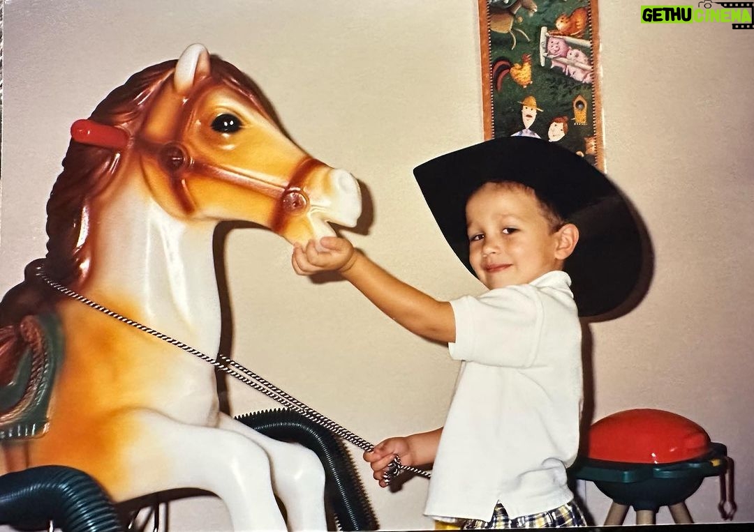 Austin Mahone Instagram - You can lead a horse to water but you can't make him drink San Antonio, Texas