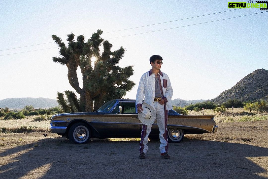 Austin Mahone Instagram - Riding on a renegade dream, I'm a concrete cowboy 🌾