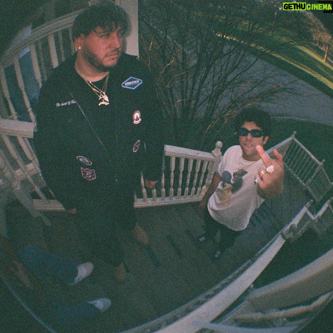 Austin Mahone Instagram – I’ve been married y’all 💎 #linkinbio Houston ...