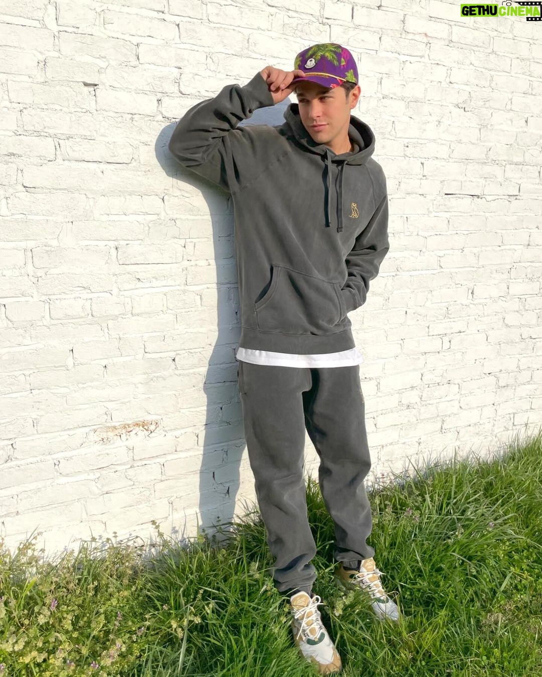 Austin Mahone Instagram - Nobody whoever gave his best regretted it 💯