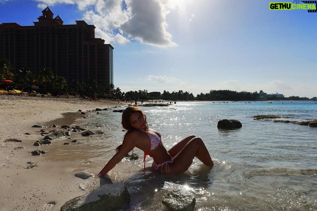 Avani Instagram - can i please get one ocean on the rocks? 🌊🍹