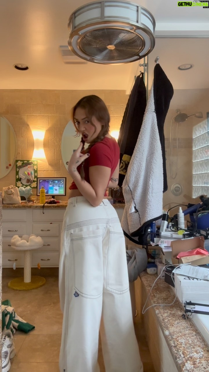 Avani Instagram - quick lil fit 🤭 #ootd #fashion #style #outfit #outfitinspo