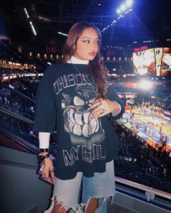 Avani Instagram - check it out (i mean me… check me out)