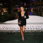 Avani Instagram - let me drive da boat