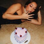 Avani Instagram - forever thankful 🎂🍾🖤