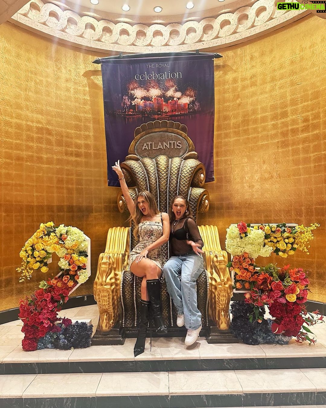 Avani Instagram - HAPPY 25 @atlantisbahamas β¨ππ«Άπ»π΄π₯βοΈπ€π€© The Cove Atlantis