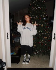 Avani Instagram - any hoodie that’s not mine >>>
