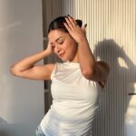 Avneet Kaur Instagram - in my clean girl era 🤍🌅