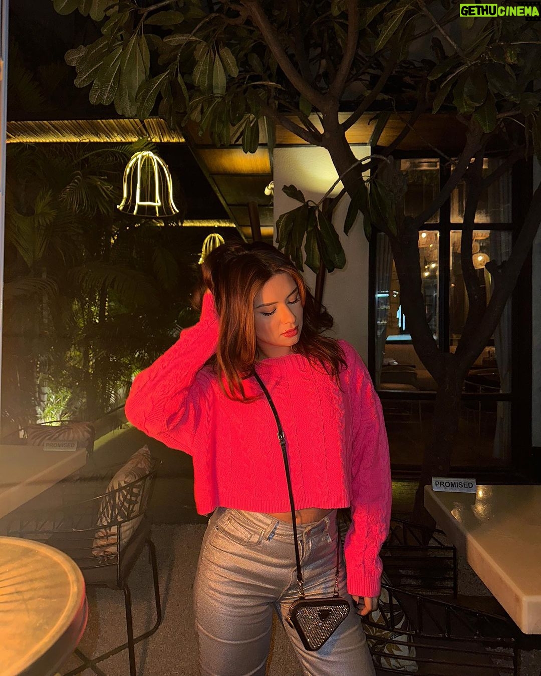 Avneet Kaur Instagram - Imma cool girl 🪩💗
