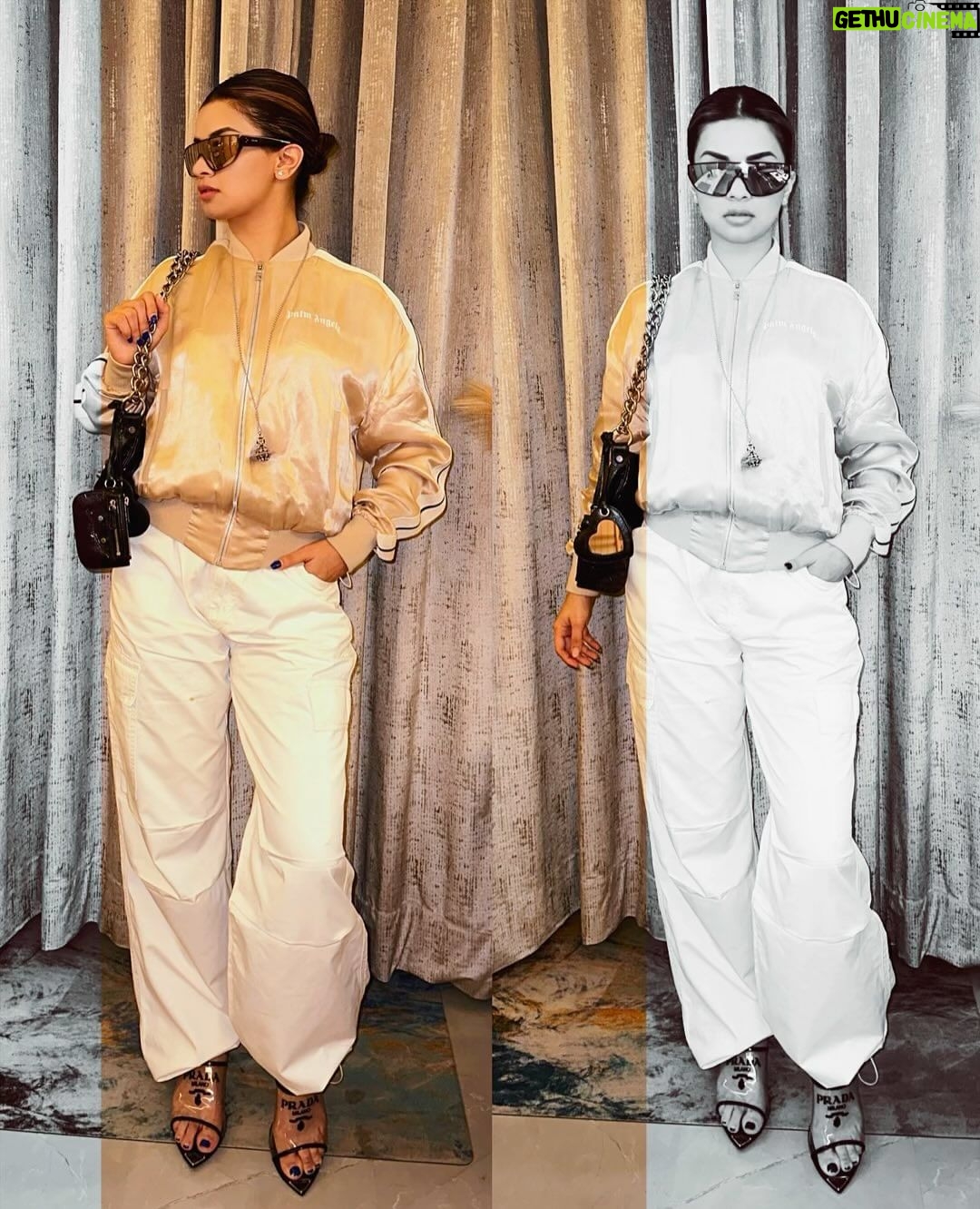Avneet Kaur Instagram - Tried bunch of cool edits 📷👾 Fit deets ⚡️ Wearing @palmangels Heels @prada Bag @balenciaga Shades @celine Jewels @viviennewestwood