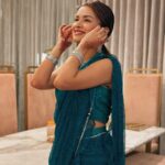 Avneet Kaur Instagram – I love wearing sarees 🥹💗

Wearing @1717_designerwear
Styled by @_vaishnavii.3011